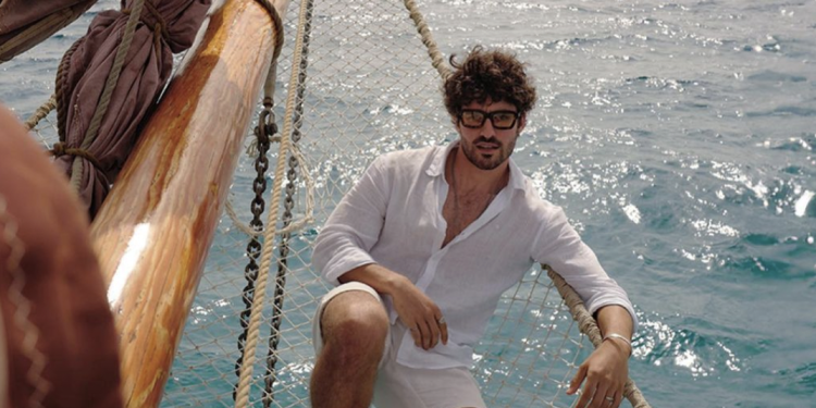 José Condessa, en el velero del evento de Armani beauty en aguas de Ibiza y Formentera. Zecondessa