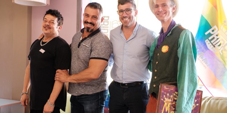 Presentación deICONOS en el Hotel Purple de  Sant Antoni con Antonio Balibrea, director de Ibiza Pride y Miquel Tur, concejal de Turismo del Ayuntamiento de Sant Antoni, acompañados por Gianluca Melisse, director de Purple Hotel y Rafarelius, auntor del libro ilustrado Manuela. Foto Sergio g. Cañizares