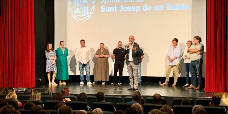 Presentación del nuevo equipo de gobierno de Sant Josep en Can Jeroni al personal municipal.