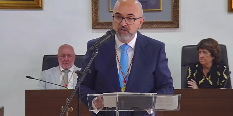 Vicent Roig, en su discurso de toma de posesión de la alcaldía de Sant Josep.