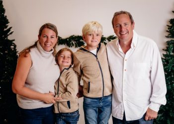La familia de Theo. Imagen cedida a Noudiari del archivo familiar