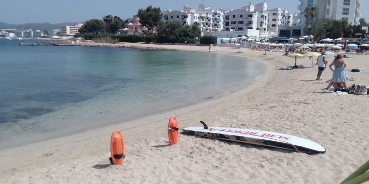 Imagen de la playa de es Pinet, que ha sido reabierta al baño. Foto: Ayuntamiento de Sant Josep