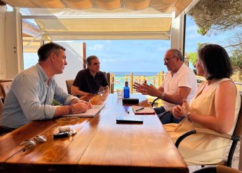 Imagen de la reunión celebrada esta mañana.