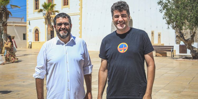 Artur Parrón, derecha, y Vicenç Vidal, en el acto celebrado hoy.