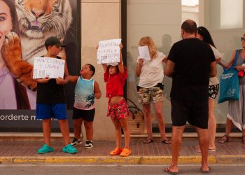 Niños y niñas afectados por el desahucio.