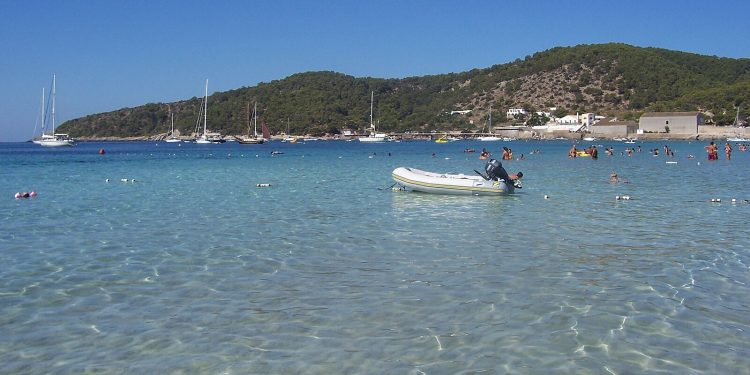 Playa de ses Salines. Foto: Zavi Javah