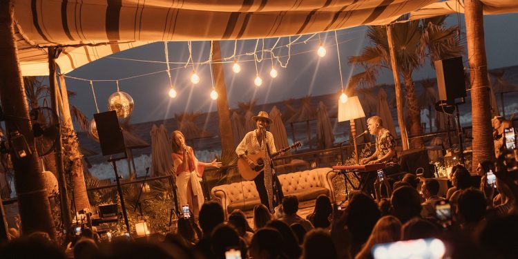 Actuación de Leiva. Fotos: Playa Soleil