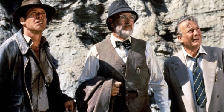 Harrison Ford, Sean Connery y Denholm Elliott, en un fotograma de 'Indiana Jones y la última cruzada'.