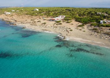 Imagen de archivo de la playa de Migjorn, Formentera.
