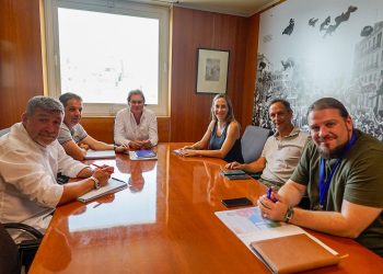 Un moment de la reunió entre representants del Consell i dels ajuntaments. Foto: Consell d'Eivissa