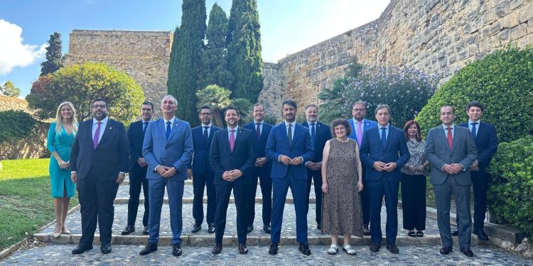 Un momento de la reunión de alcaldes y alcaldesas. Foto:  Tjerk van der Meulen