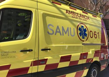 Una ambulancia del SAMU 061.
