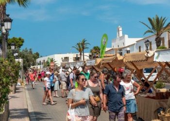 Mercado artesano de Sant Josep.