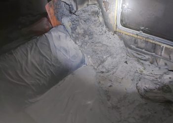 Así ha quedado el interior de la autocaravana, en esta imagen de Bombers d'Eivissa.