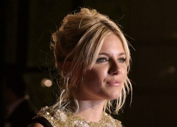 Sienna Miller. Foto Factory Girl, Wikipedia