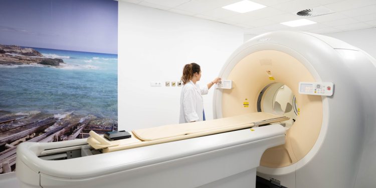 El TAC PET de Vila Park ha comenzado a funcionar hoy. Fotos Vila Park