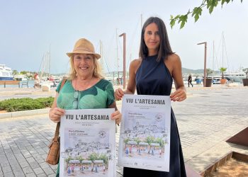 Isabel Echávarri y María Fajarnés han presentado el mercado artesanal.
