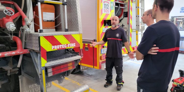 Visita del conseller Óscar Portas a las instalaciones del parque de bomberos. Fotos: Consell Insular de Formentera