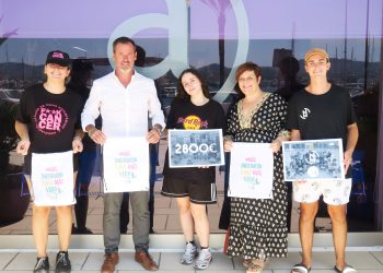 Entrega del dinero recaudado. Foto: Ayuntamiento de Sant Antoni