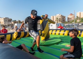 Actividad de una de las ediciones anteriores del programa Joves al Carrer. Foto: Ayuntamiento de Santa Eulària
