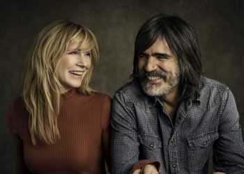 La cantante Teresa Williams y Larry Campbell.