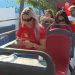 Alexia Putellas, Salma Palalluelo y Cata Coll, en el autobús con el que recorren Ibiza.