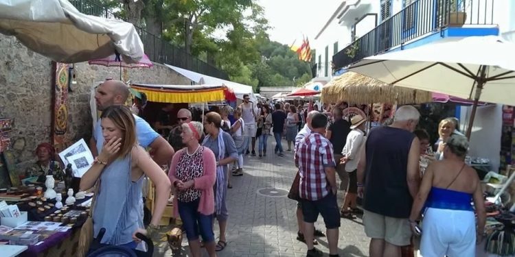 Imagen de archivo del mercadillo de Sant Joan.