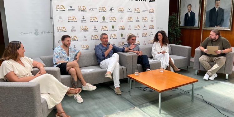 Presentación de la nueva edición del programa de danza. Foto: Consell de Ibiza