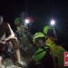 Imagen del rescate practicado ayer por la noche. FOTOS: BommbersdEivissa