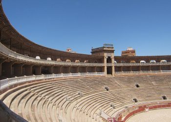 Plaza de toros de Mallorca. Imagen Martin Furtschegger