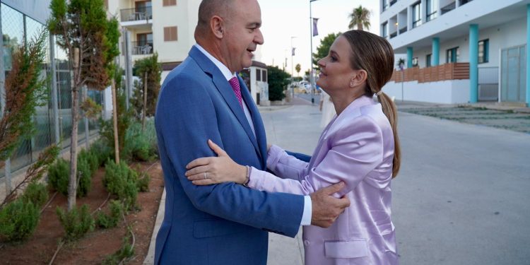 Vicent Marí y Marga Prohen.