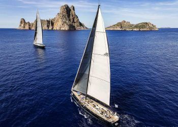 Otra espectacular imagen de Ibiza Joy Sail cerca de Es Vedrà
© Sailing Energy / Ibiza JoySail 2023