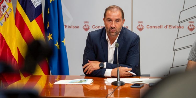 Igancio José Andrés durante la rueda de prensa.