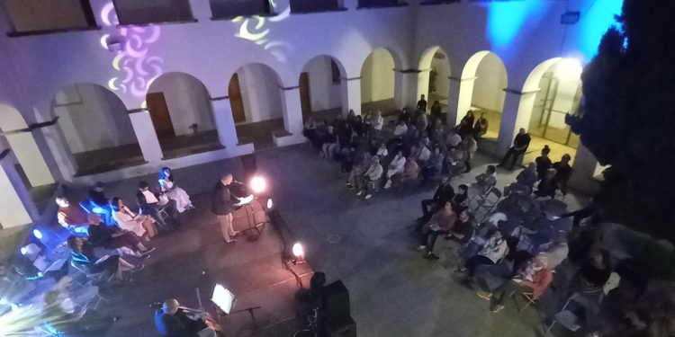 El claustro del Ayuntamiento de Ibiza durante un evento.