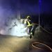 Imagen de las labores de los bomberos durante la extinción del incendio.