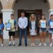 Ferrer y Ramon con los cinco deportistas reconocidos por primera vez. Foto: Ayuntamiento de Santa Eulària