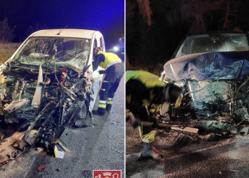 Así han quedado los dos vehículos implicados en el accidente: siniestro total. Fotos Bombers d'Eivissa