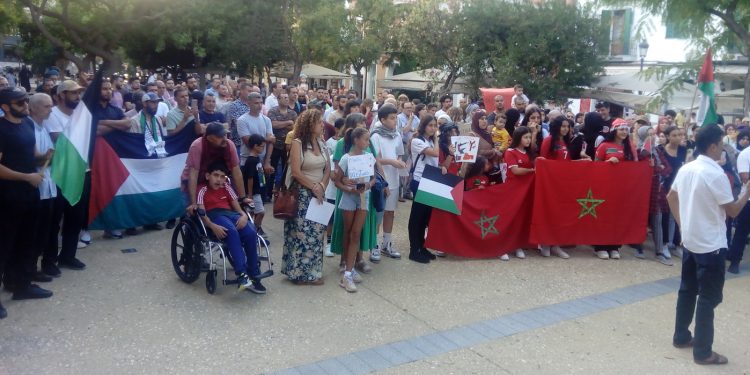 Manifestación en Vara de Rey de apoyo al pueblo palestino.