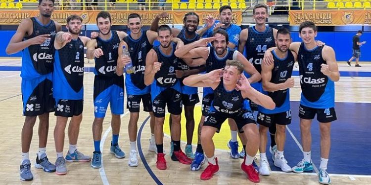 Imagen de la escuadra ibicenca en el encuentro de ayer. Foto: Basquet Sant Antoni.