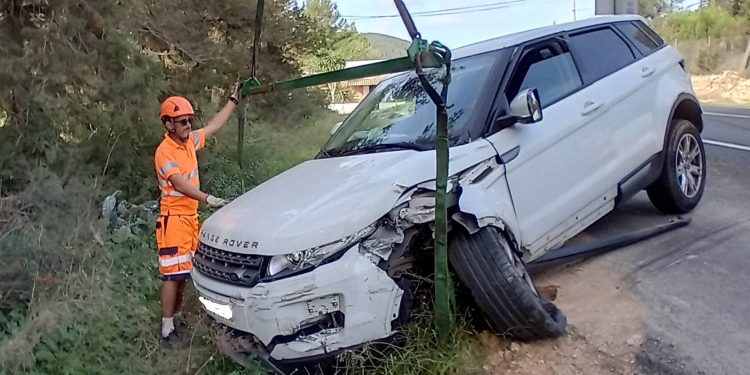 Estado en el que ha quedado el todoterreno.