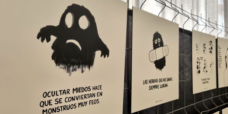 Algunas de las imágenes de la exposición. Foto: Área de Salud de Ibiza y Formentera