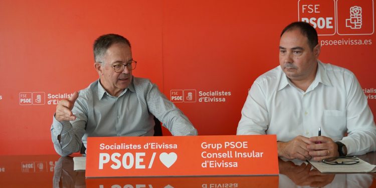 Josep Marí Ribas i Víctor Torres. Foto: FSE-PSOE