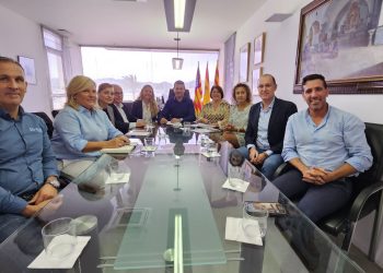 Reunión en el Ayuntamiento de Sant Antoni. Foto: Partido Popular