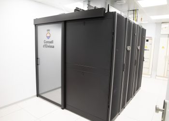 Centro de Procesamiento de Datos instalado. Foto: Consell de Ibiza