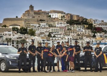 Imagen promocional de la Carrera solidaria de la Policía Nacional en Ibiza el 4 de febrero.