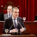 El conseller Vera, en el Parlament.