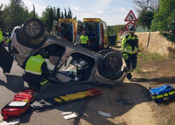 Así ha quedado el vehículo tras la intervención de los bomberos. Fotos Bombers d'Eivissa