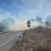 El humo resta visibilidad a la carretera. Fotos Bomberos de Ibiza