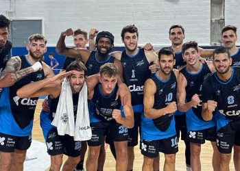 Festejo del CBSA en su victoria en Tarragona.