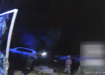 Imagen del vídeo de la intervención de la Policía Local de Sant Josep en una fiesta ilegal